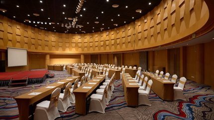 Phòng hội nghị rộng rãi