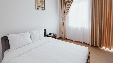 Giường ngủ rộng rãi, tạo cảm giác dễ chịu