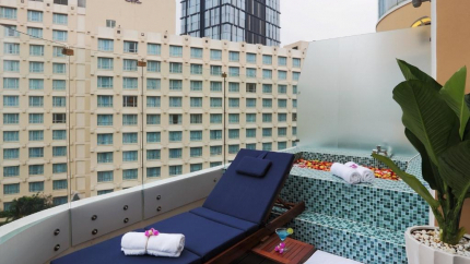 Phòng Paradise Suite with Sun Bath tại Paradise Saigon Boutique Hotel & Spa