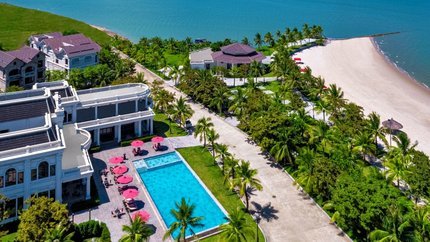 Toàn cảnh khách sạn từ trên cao