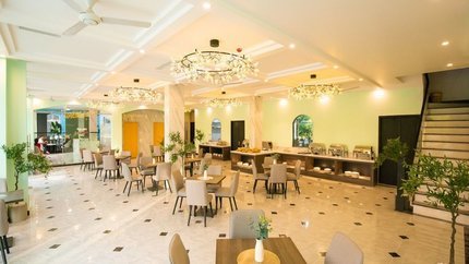 Nhà hàng thiết kế sang trọng