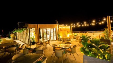 Quán cafe ngoài trời