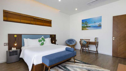 Beach Front 4 Bedroom Villa