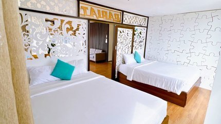 Phòng King with Dragon Bride