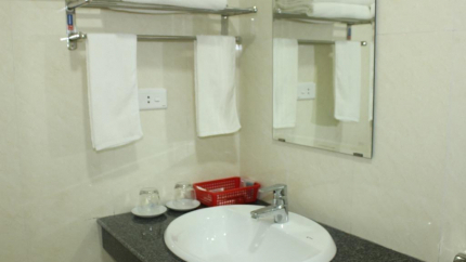 Phòng tắm tại Phadin Hotel