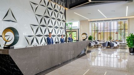 Quầy lễ tân khách sạn