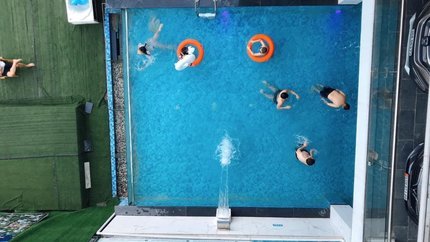 Bể bơi trẻ em tại Phoenix Hotel