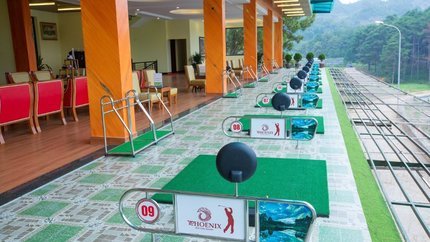 Khu vực tập golf với tổng diện tích 800m2