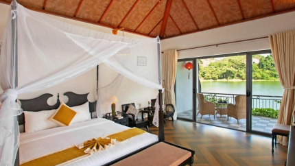 Phòng Family Suite tại Phong Nha Lake House 3 sao