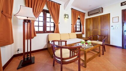 Phòng ngủ kết hợp phòng khách rộng rãi