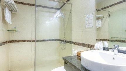 Phòng tắm đầy đủ tiện nghi, sang trọng