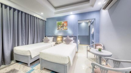 Phòng có không gian rộng rãi với thiết kế nhẹ nhàng