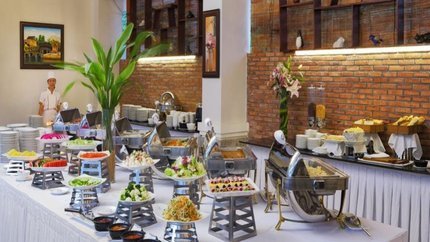 Nhà hàng khách sạn