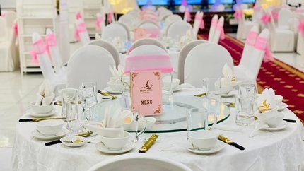 Nhà hàng tiệc cưới