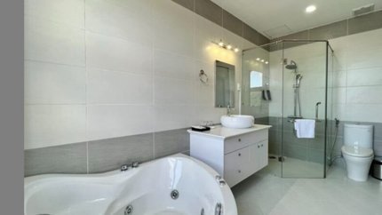 Phòng tắm hiện đại trang nhã