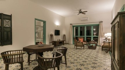 Poulo Condor Pool Villa