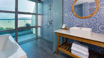 Suite Family phòng tắm