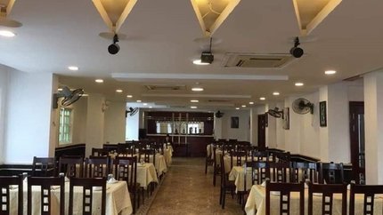 Nhà hàng trong khách sạn