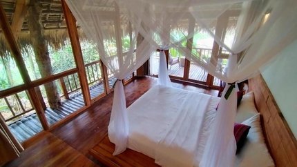 Căn phòng rộng rãi thoáng mát