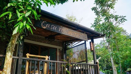 Nhà hàng trong khách sạn