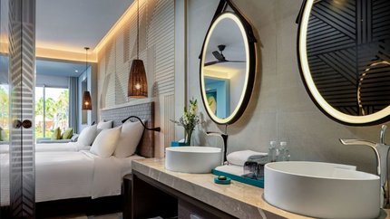 Khu vực phòng tắm mở