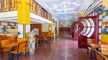 Nhà hàng khách sạn