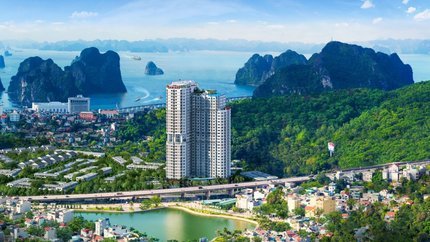 Ramada Hotel and Suites by Wyndham Halong bay view