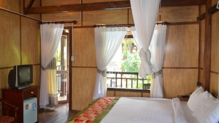 Phòng Superior Double Hill Side