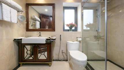 Phòng vệ sinh đầy đủ tiện nghi