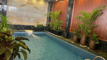 Bể bơi 4 mùa trong nhà