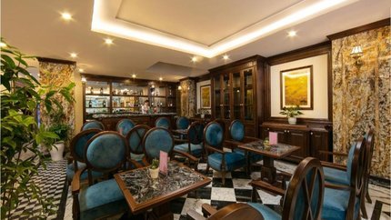 Không gian nhà hàng sang trọng