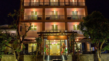 Toàn cảnh River Suites Hotel