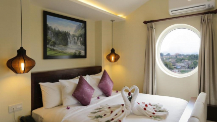 Penthouse City View tại 3* River Suites Hotel Hội An