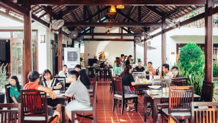Nhà Hàng Tại Riverside Bamboo Resort Hội An