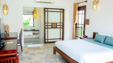 Phòng Superior Double Garden View Tại Riverside Bamboo Resort Hội An