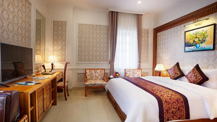 Phòng Deluxe Double/Twin tại khách sạn Riverside Quang Binh
