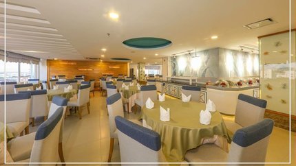 Nhà Hàng thiết kế sang trọng