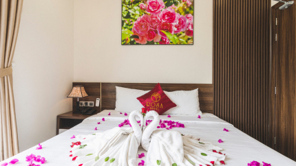 Phòng Deluxe Double Balcony Khách Sạn Rosa Phú Quốc
