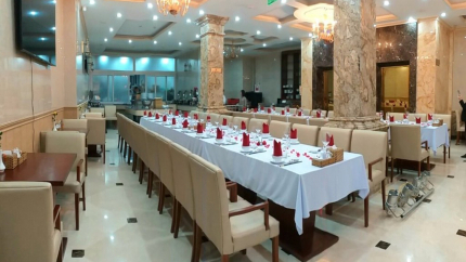 Không gian nhà hàng tại Roy Dala Hotel Đà Lạt