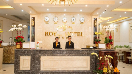 Sảnh lễ tân Roy Dala Hotel