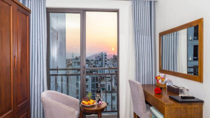 Superior Twin with Balcony Tại Royal Charm Hotel Đà Nẵng