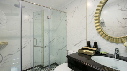 Phòng tắm tại Hotel Royal Holiday 3*