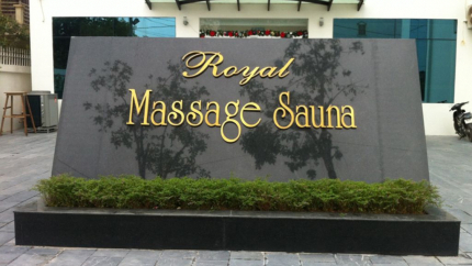 Dịch vụ massage khách sạn 3* Royal Ninh Bình