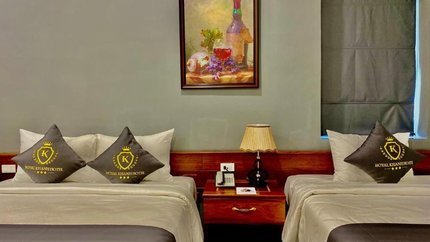 Phòng Premier Deluxe Triple