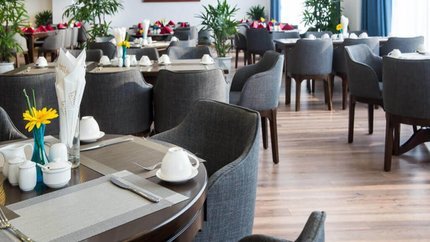 Nhà hàng trong khách sạn