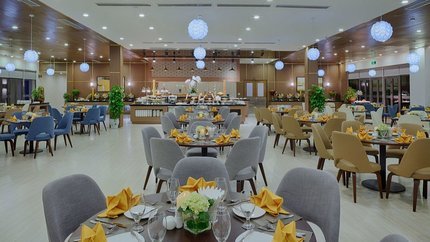 Nhà hàng bên trong quầy Bar