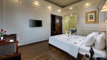 Phòng được bày trí lãng mạn