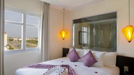 Phòng Deluxe City tại Hội An Royal Riverside 4*