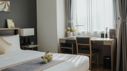 Phòng Residential Standard tại Roygent Parks Hotel Hanoi 4*