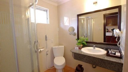 Phòng tắm gọn gàng sạch sẽ